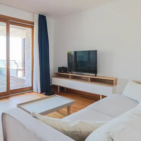 Appartement Portopiccolo Avolare In Panoramic Terrasses, Included Sistiana