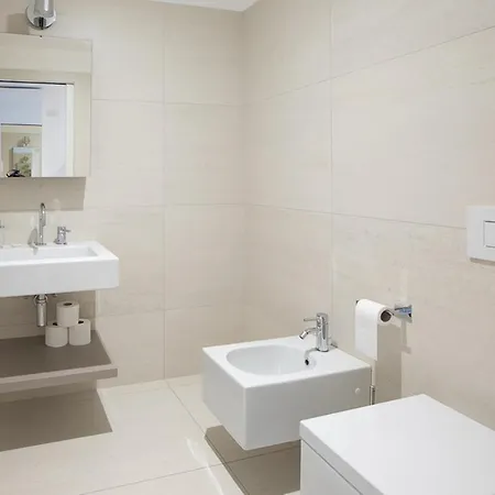 Portopiccolo Avolare In Panoramic Terrasses Apartament *