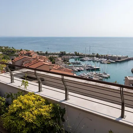 Lägenhet Portopiccolo Avolare In Panoramic Terrasses